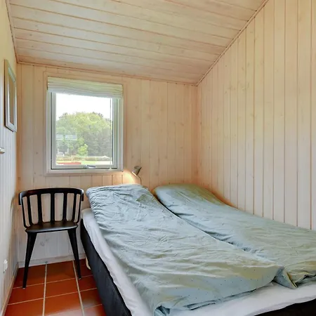 Helga - 100m From The Sea By Interhome