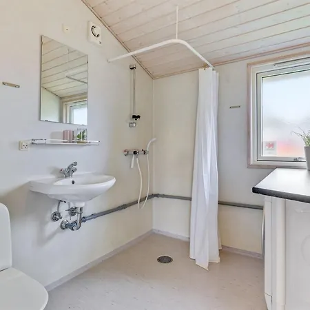 Дом отдыха Helga - 100m From The Sea By Interhome *